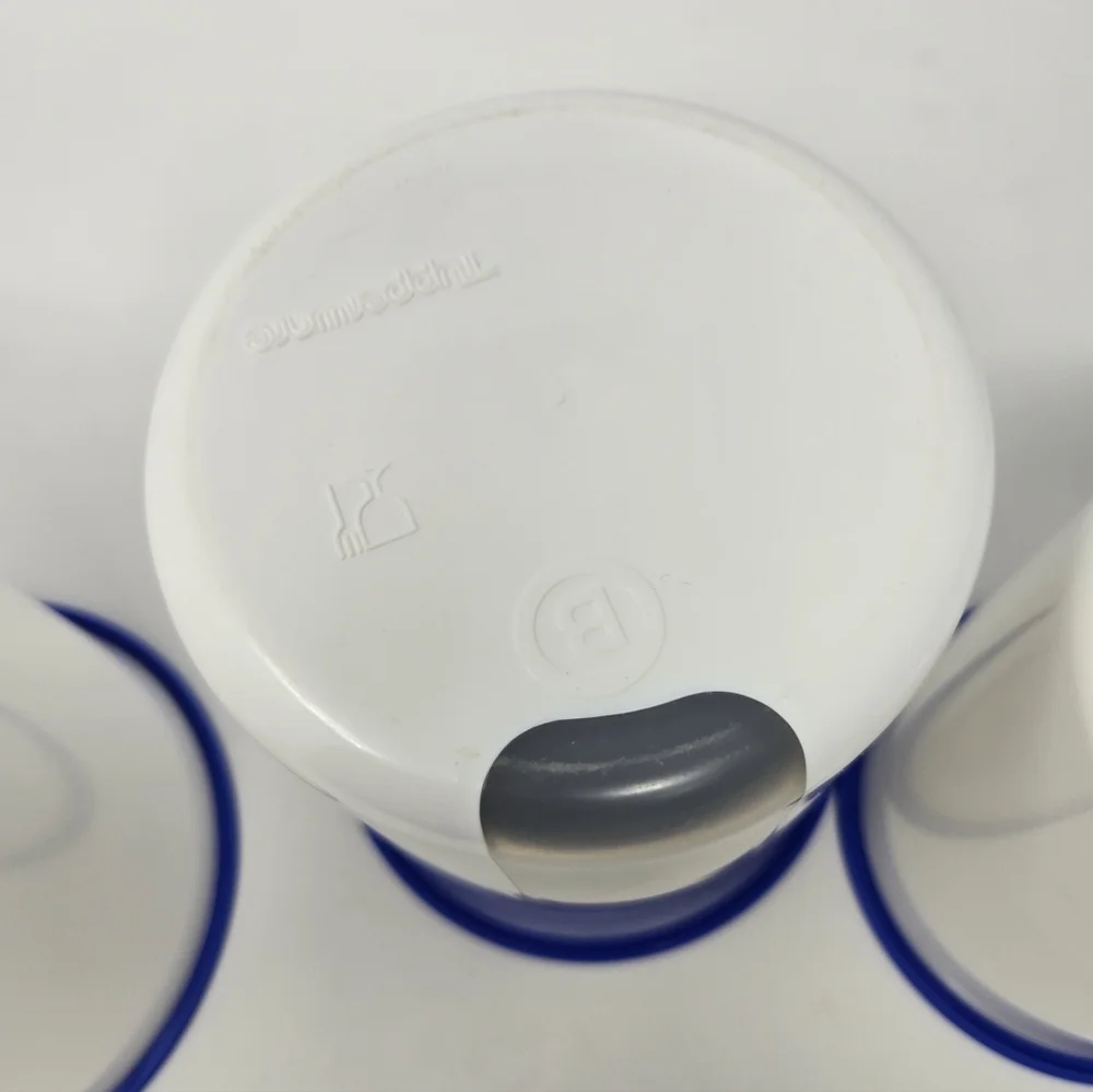 Tupperware vintage one